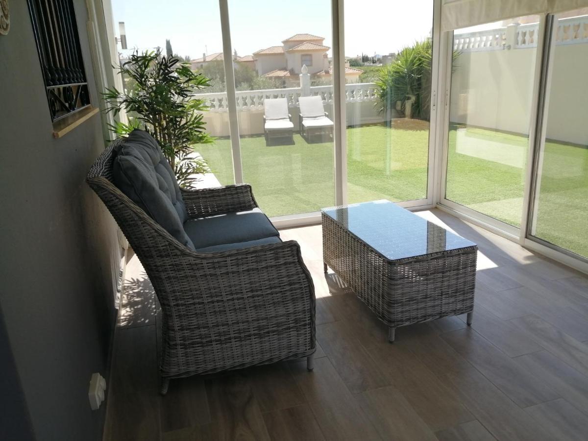 Villa Los Castos Immaculate 2-Bed Villa Arboleas Zewnętrze zdjęcie